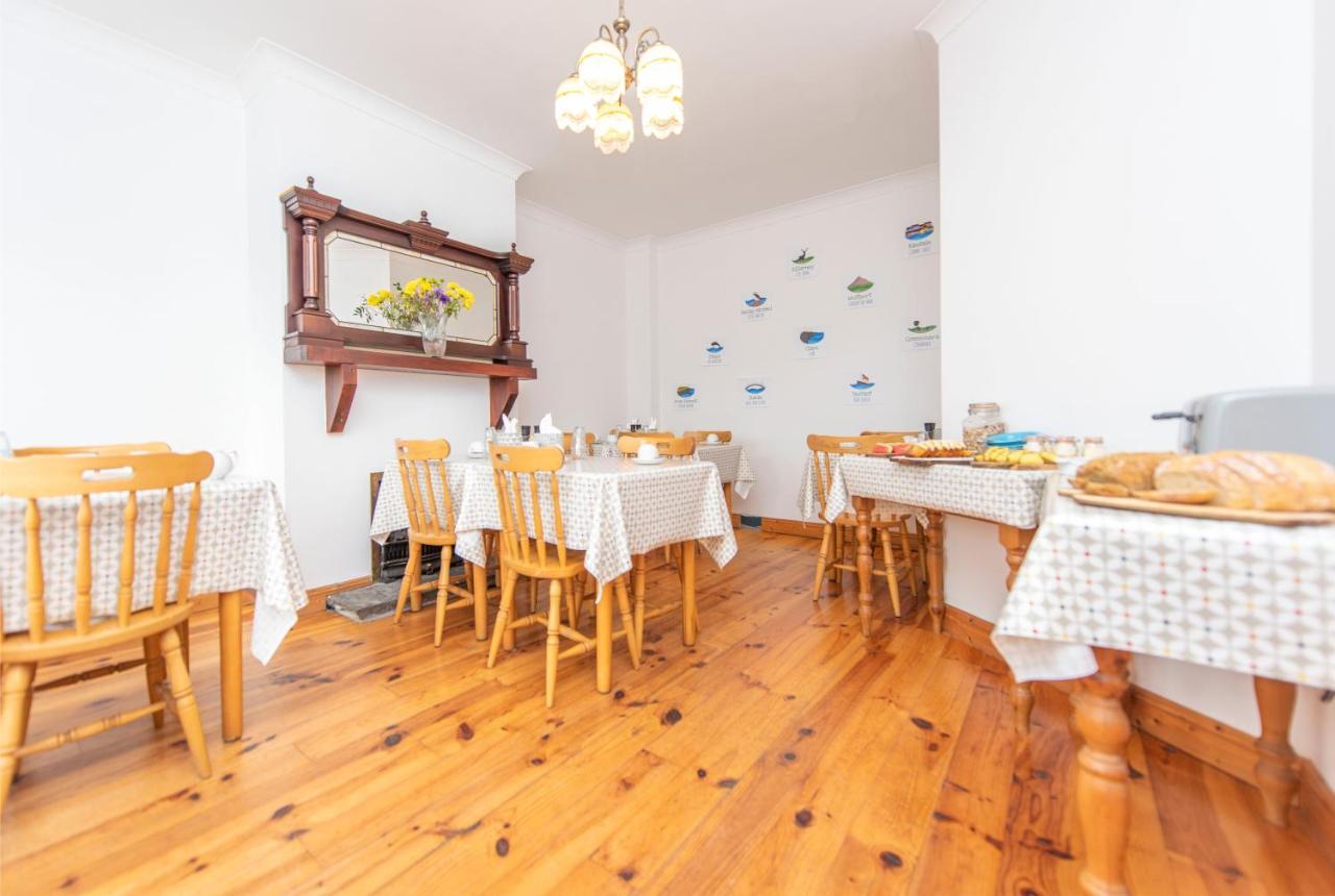 Dingle Marina Lodge Экстерьер фото