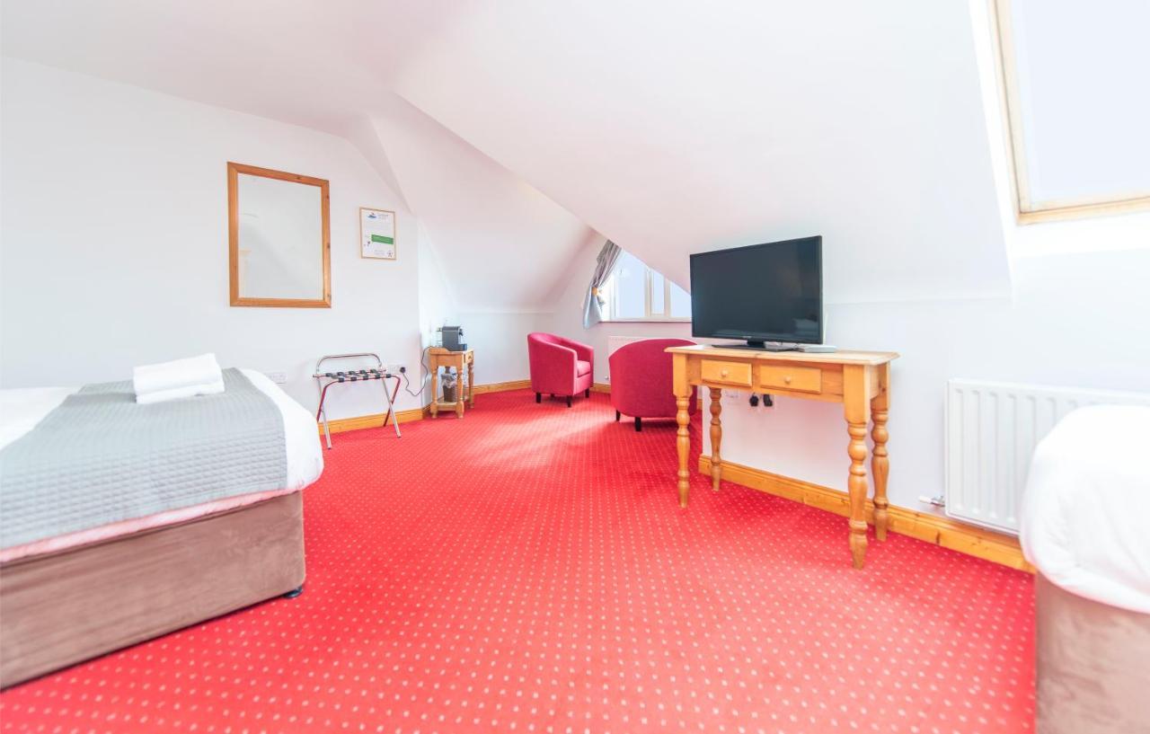Dingle Marina Lodge Экстерьер фото