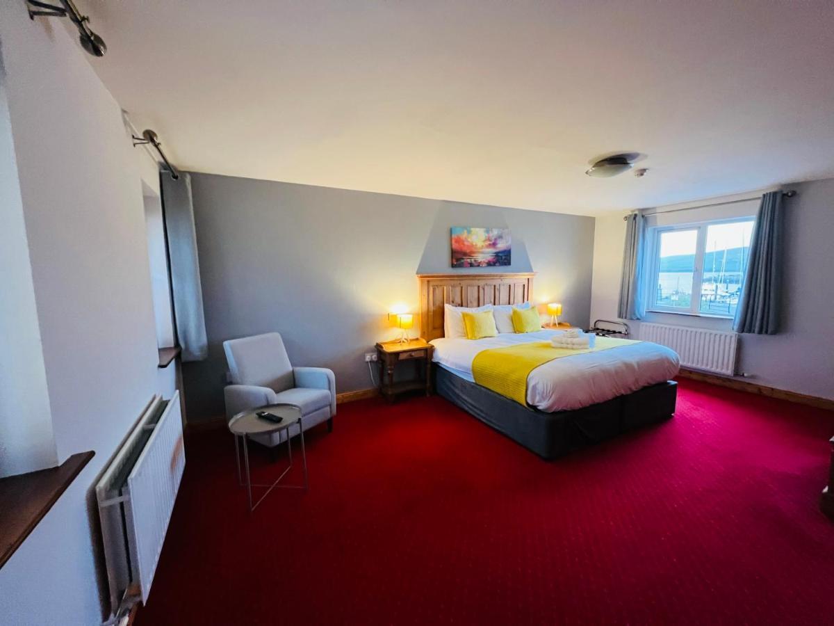 Dingle Marina Lodge Экстерьер фото