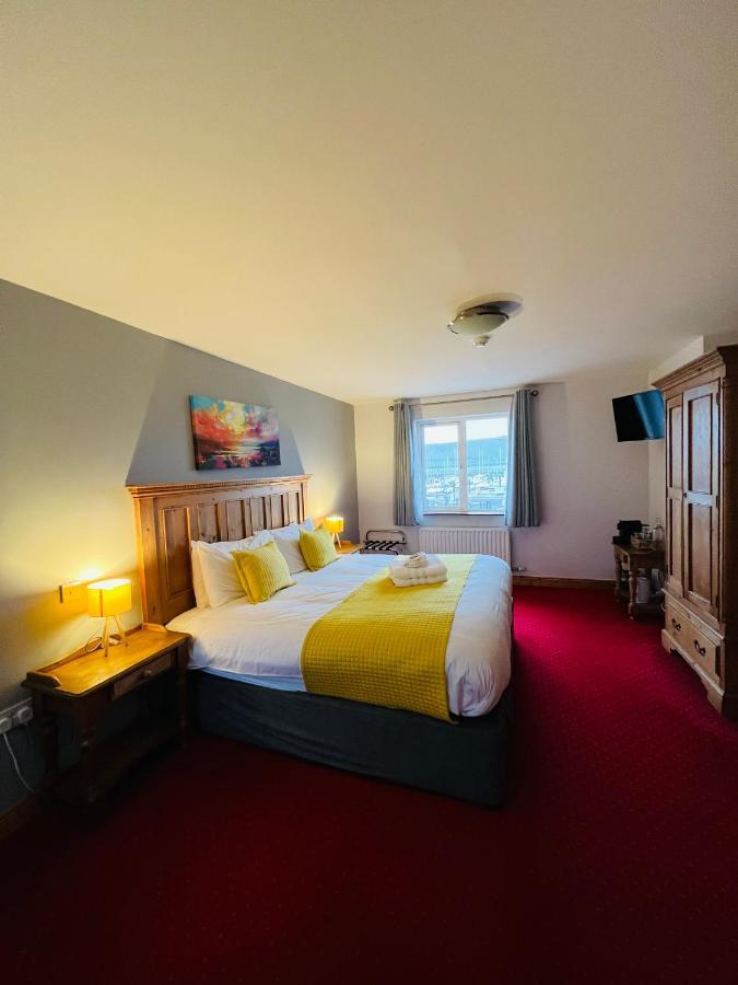 Dingle Marina Lodge Экстерьер фото