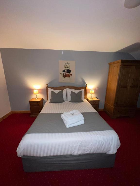 Dingle Marina Lodge Экстерьер фото